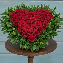 Цветочная композиция из Розы в виде сердца в Ногинск-9