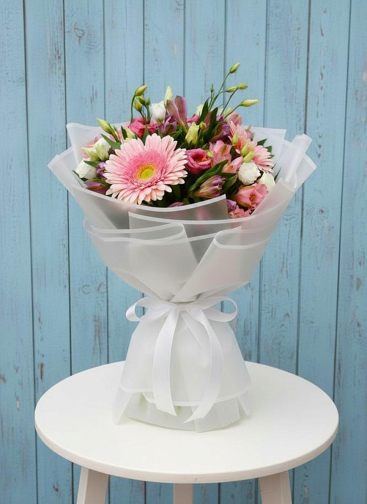 Букет цветов из: Герберы, Альстромерии и Лизиантусы в Ногинск-9