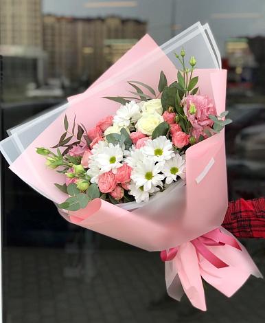 Букет цветов из: Розы, Лизиантусы и Хризантемы в Ногинск-9