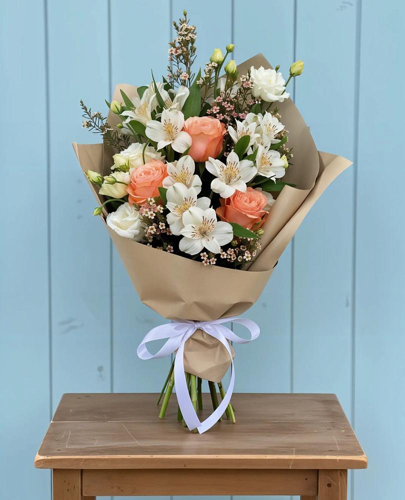 Букет цветов из: Альстромерии, Лизиантусы, Розы и Хризантемы в Ногинск-9